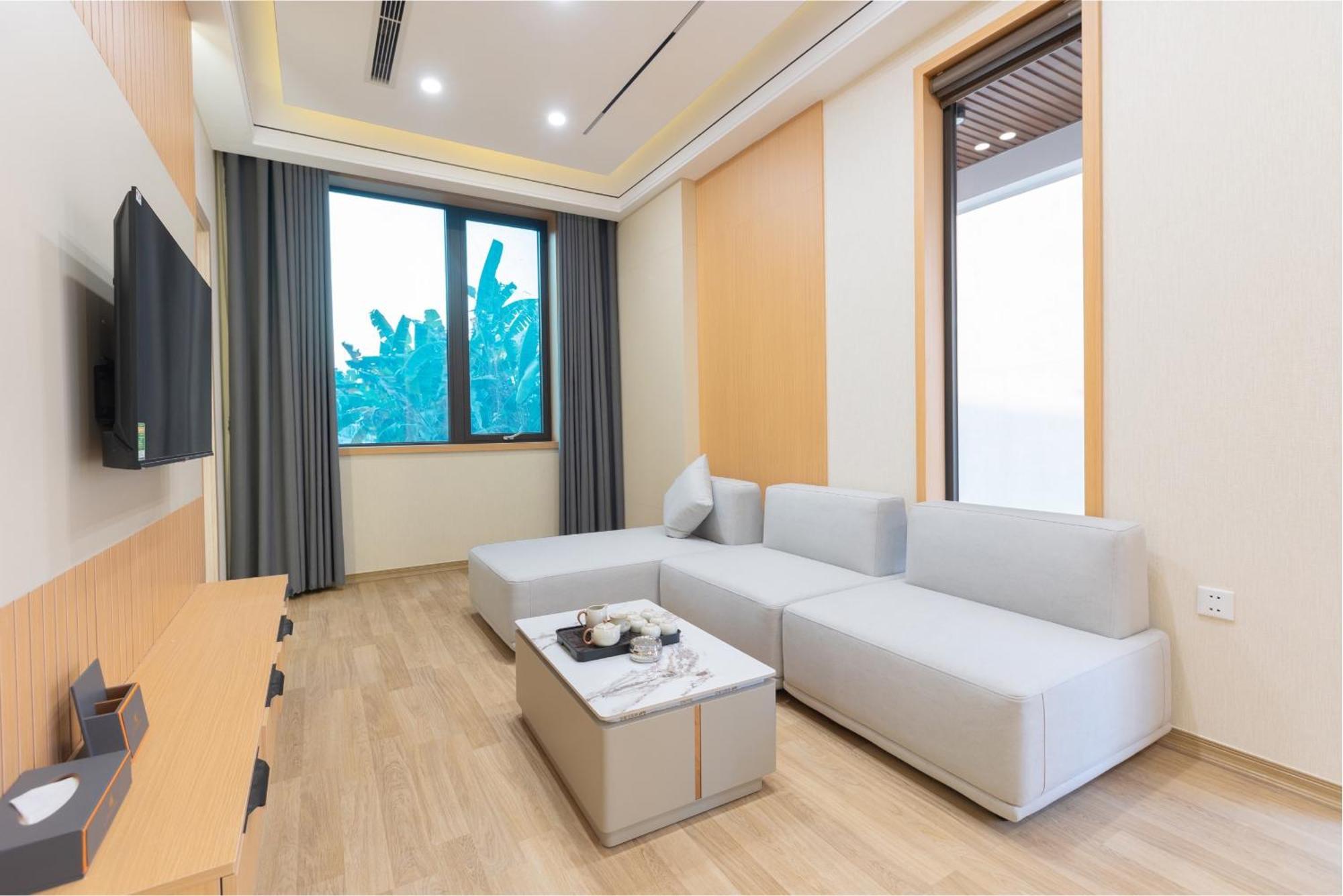 Sunshine Apartment Hotel Mong Cai Esterno foto